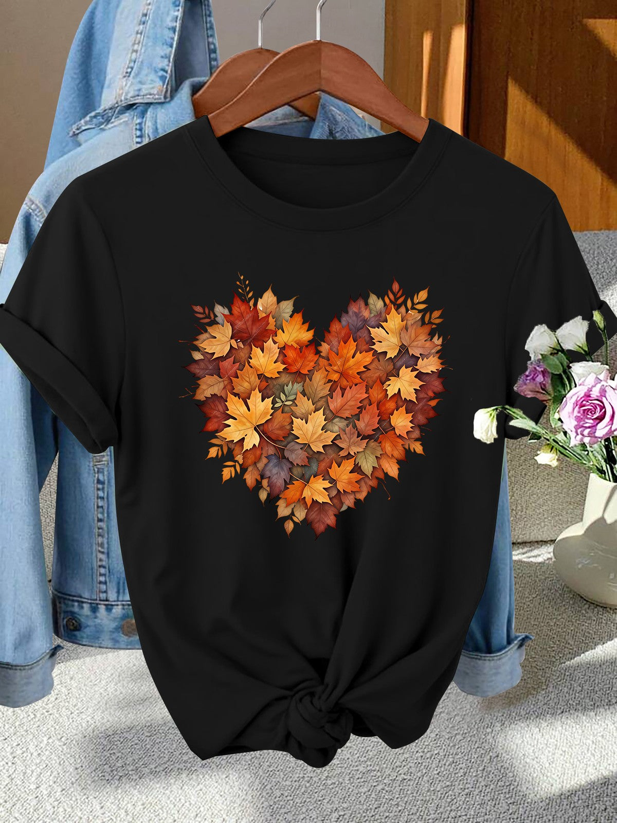 Women's Crew Neck Graphic T-Shirt, Fall Maple Leaf Heart Shape Autumn Leaves Tee