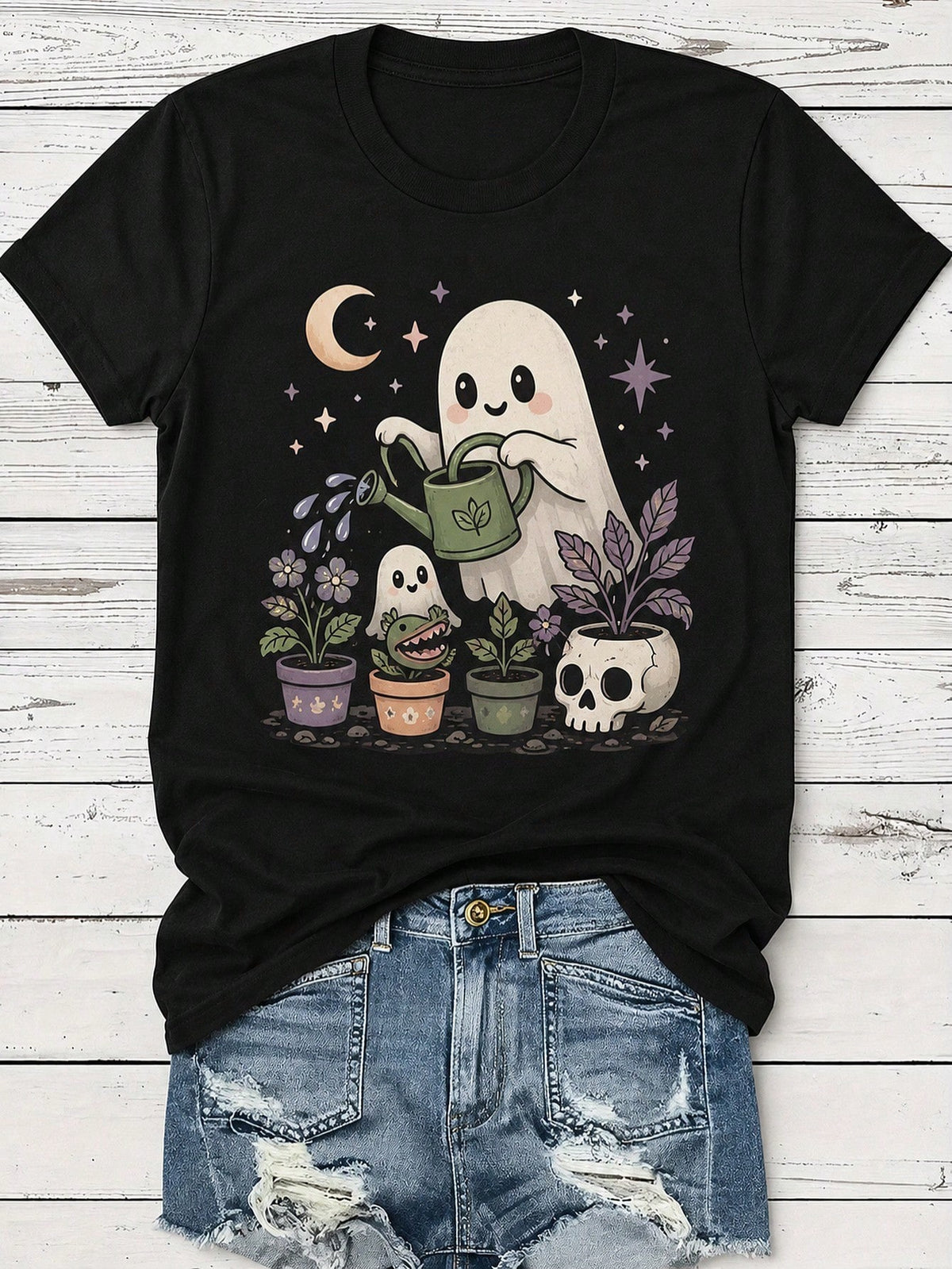 Unisex Ghost Gardener T-Shirt, Cute Halloween Ghost Watering Plants Skull Pot Graphic Tee, Casual Short Sleeve Crewneck Tshirt