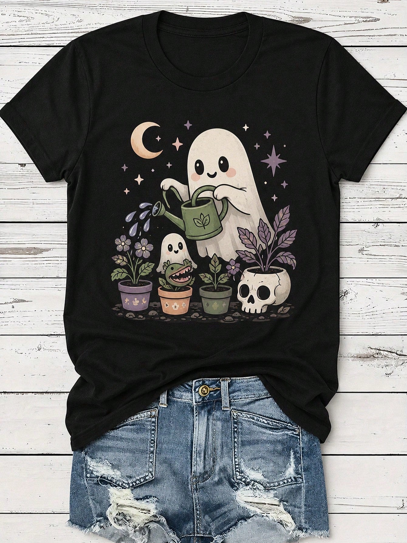 Unisex Ghost Gardener T-Shirt, Cute Halloween Ghost Watering Plants Skull Pot Graphic Tee, Casual Short Sleeve Crewneck Tshirt