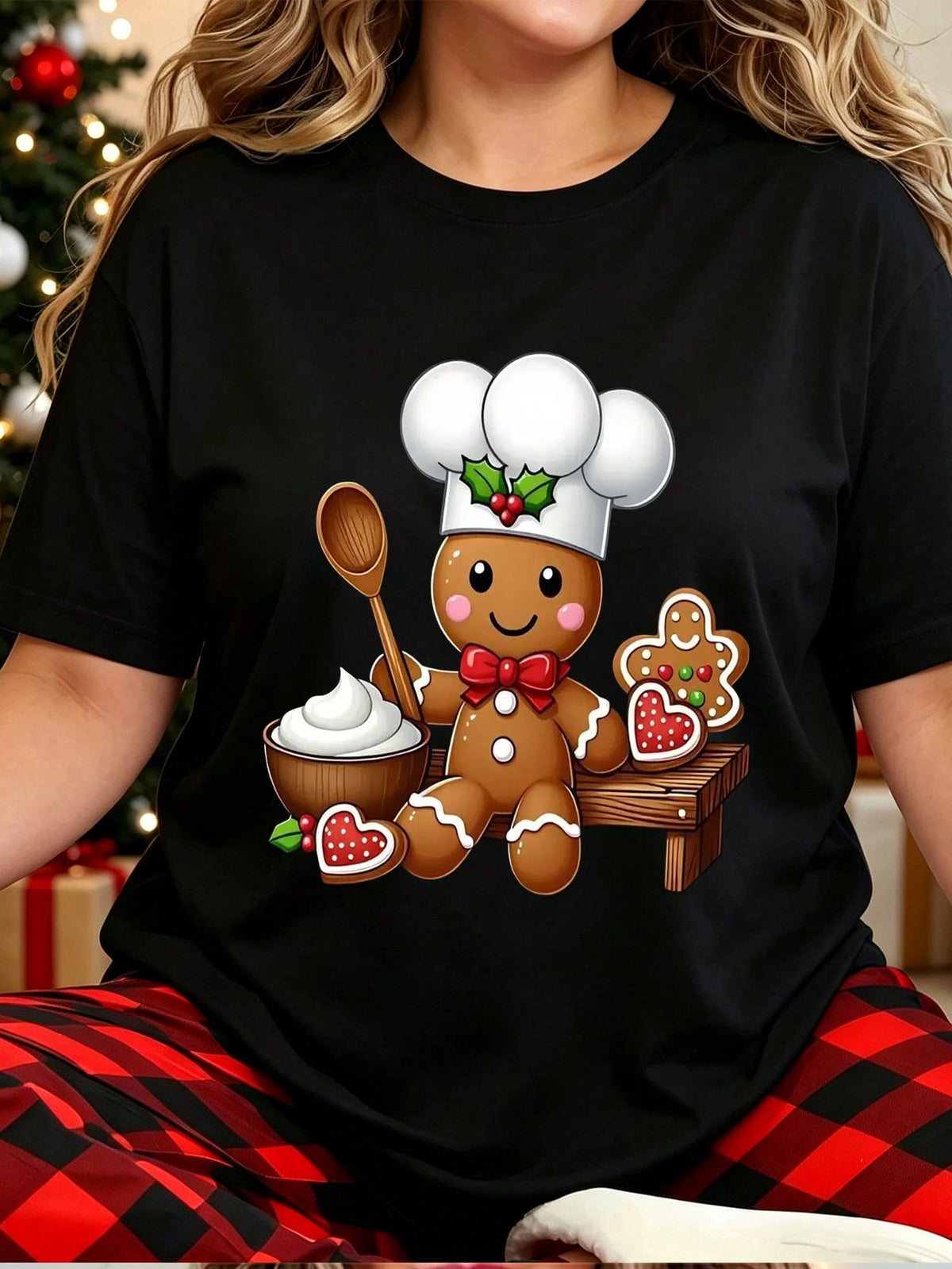 Cute Gingerbread Man Chef Christmas T-Shirt, Baking Cookie Xmas Tee, Holiday Baker Gift Shirt for Women Men Christmas Party Outfit