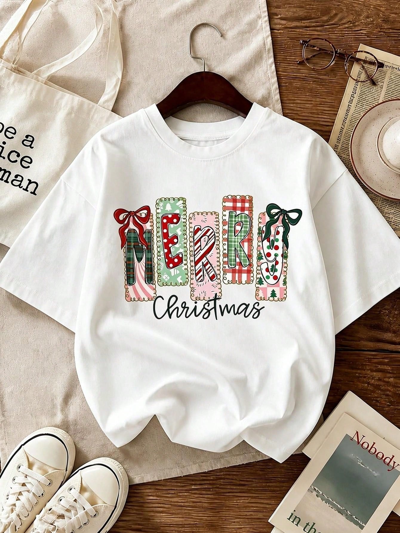Women T-Shirt Short Sleeve Merry Christmas Patchwork Bow Graphic Print Christmas Holiday Christmas Outfit Xmas Party Festive Top