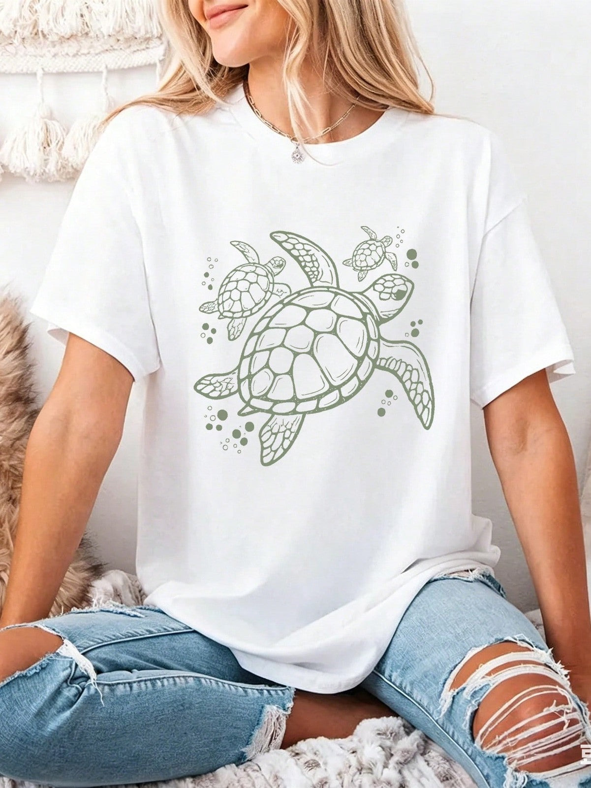 Women's Swimming Turtle Pattern Summer Beach Vacation Casual Round Neck T-Shirt