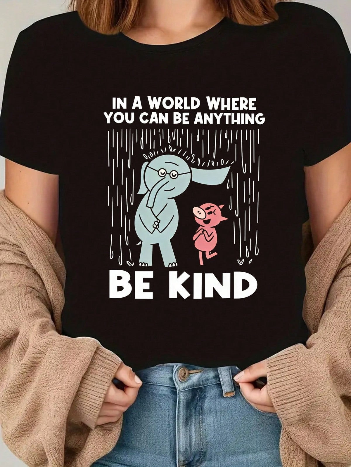 Women's Elephant & Piggie "Be Kind" T-Shirt