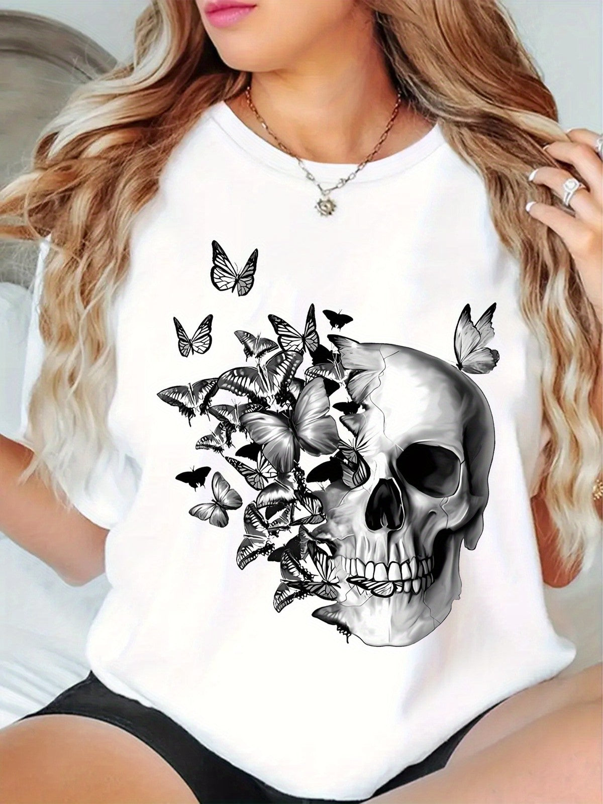 Women's Skull and Butterflies Graphic T-Shirt Gothic Half Skull Print Tee