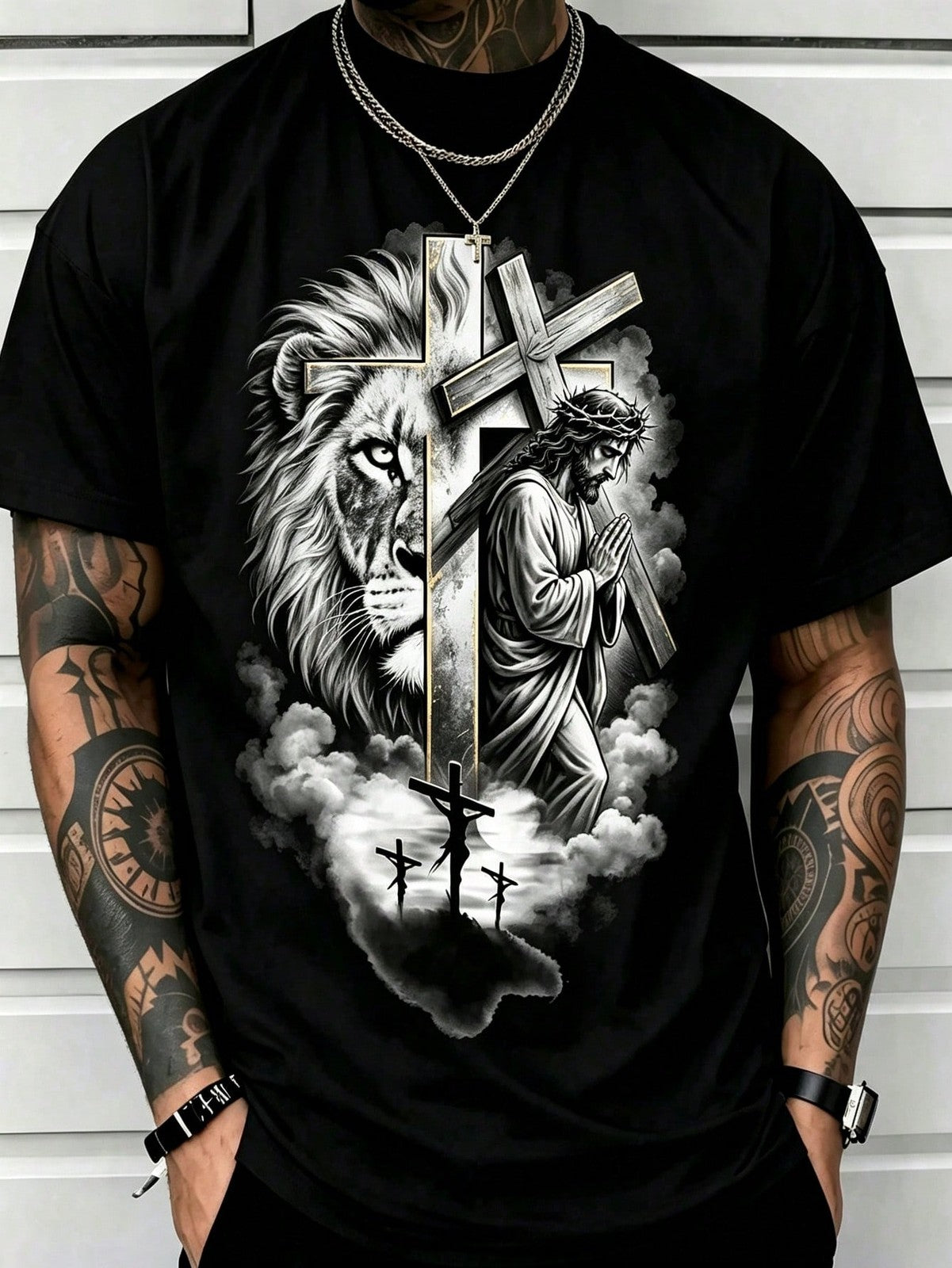 Man S' Lion Cross Print Black TShirt, Crew Neck, Casual Cotton Tee