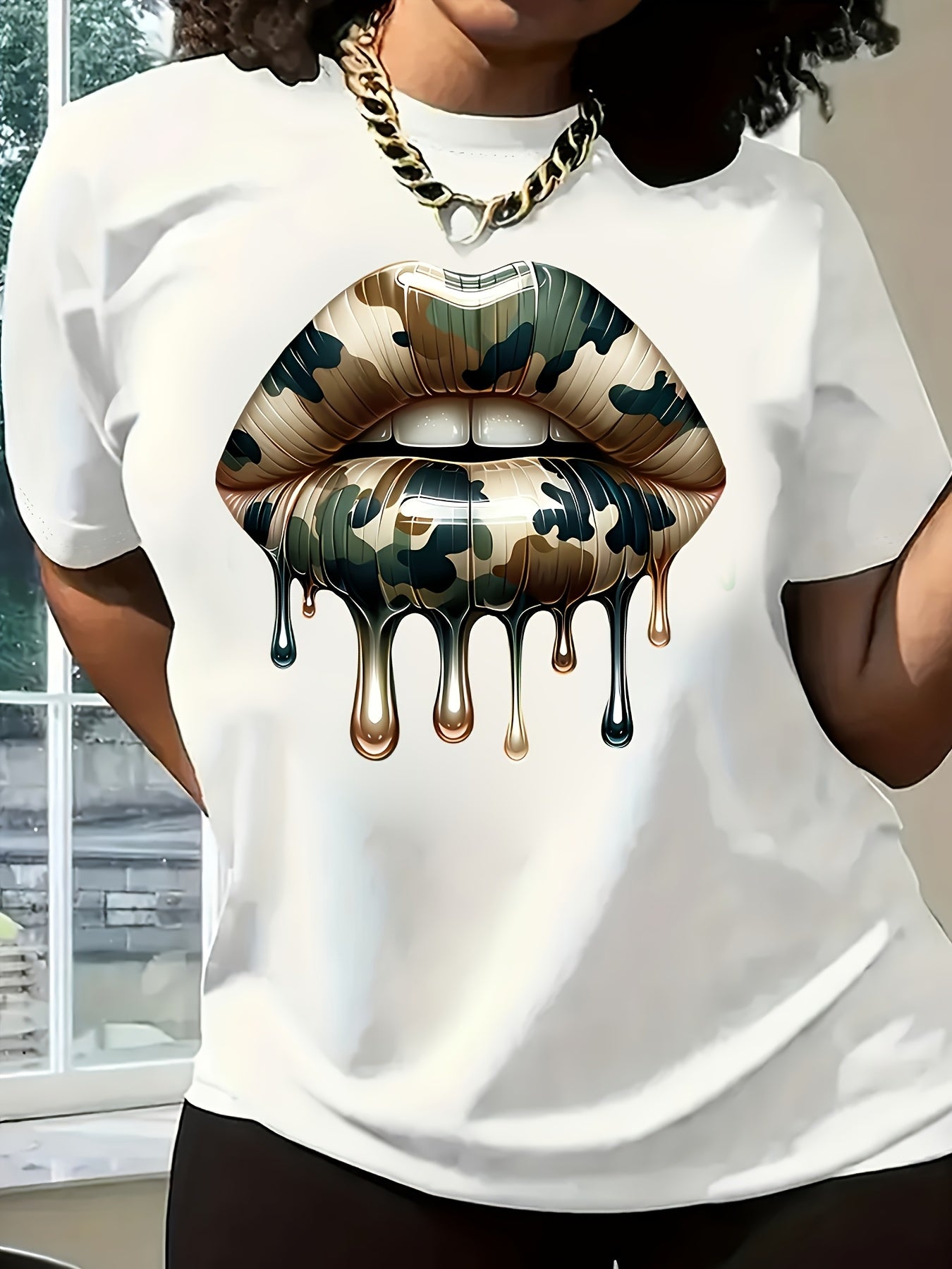 Women's Camo Dripping Lips Graphic T-Shirt, Casual Short Sleeve Crew Neck Tee
