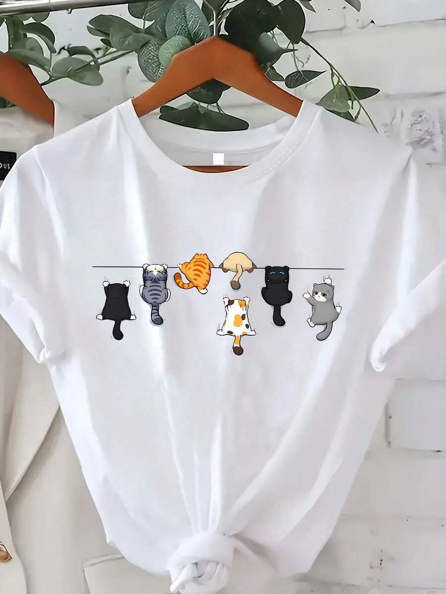 Cute Hanging Cats On Clothesline Graphic T-Shirt, Unisex Funny Cartoon Kitten Casual Short Sleeve Tee
